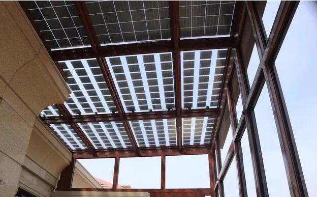 有一個(gè)結(jié)合光伏和別墅光伏的陽(yáng)光房(圖1) 有一個(gè)結(jié)合光伏和別墅光伏的陽(yáng)光房