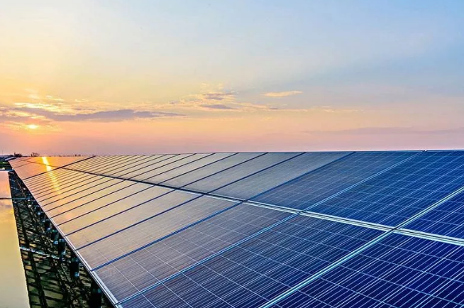 細說太陽能發(fā)電的運用(圖1) 太陽能發(fā)電設(shè)備價格