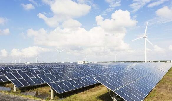 【每日一知識】太陽能發(fā)電站是怎樣發(fā)電的(圖1) 太陽能發(fā)電廠和光伏發(fā)電站